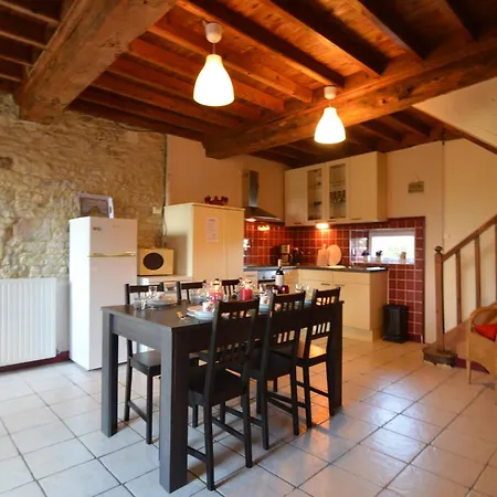 Holiday home Cosy With Enclosed Garden Osmanville